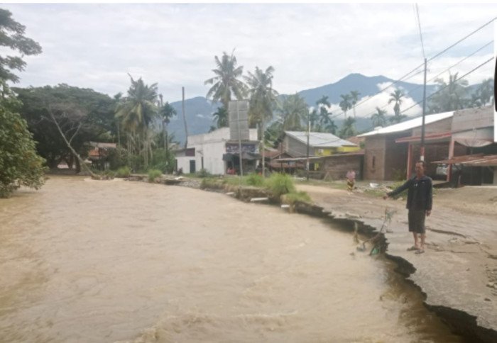 Bantuan Stimulan Rumah Rusak Berat bagi korban bencana di Aceh dan Sumatra naik dari Rp60 juta menjadi Rp70 juta per unit.