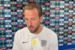 Harry Kane memutuskan bertahan di Bayern Munich setelah Barcelona mengincarnya untuk musim depan, sementara Blaugrana kini membidik Erling Haaland.