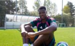 Denzel Dumfries mendapat sorotan atas performanya bersama Real Madrid yang dinilai belum konsisten, sementara Trent Alexander-Arnold dan Federico Valverde dianggap layak menjadi alternatif di bawah arahan Jose Mourinho.