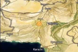 Gempa Pakistan M 5,7 mengguncang dekat Khuzdar pada 17 Oktober 2026. USGS mencatat kedalaman 10 kilometer, tanpa ancaman tsunami, sementara laporan dampak masih diverifikasi.