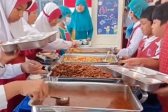 Uji coba MBG prasmanan di Mataram menunjukkan hasil awal positif dengan hampir tidak ada makanan tersisa selama pelaksanaan.