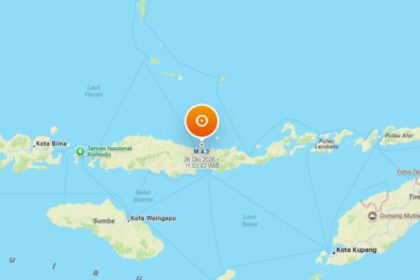 Gempa bumi magnitudo 4,9 mengguncang laut dekat Mbay, Kabupaten Nagekeo, NTT, pada 26 Oktober 2026 pukul 11.53 WIB dengan kedalaman 13 kilometer.