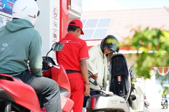 Bahlil Lahadalia meminta Polri memproses hukum pelaku penimbunan BBM bersubsidi yang merugikan negara dan mengganggu penyaluran energi kepada masyarakat.