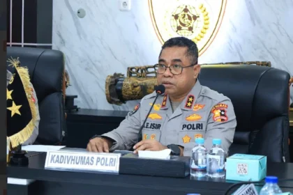 Polri merotasi sejumlah perwira tinggi dan menengah melalui surat telegram tertanggal 12 Oktober 2026, termasuk pergantian jabatan di Bareskrim dan kepolisian daerah.