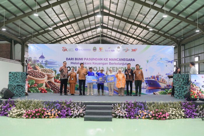 Lepas Ekspor Wanoja Coffee, bank bjb Perkuat UMKM dan Daya Saing Kopi Lokal 2 Lepas Ekspor Wanoja Coffee, bank bjb Perkuat UMKM dan Daya Saing Kopi Lokal