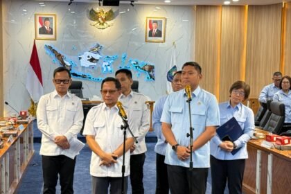 Pemda diminta mengawasi dapur MBG melalui inspeksi berbasis 14 indikator BGN untuk menjaga kualitas makanan dan memastikan standar operasional terpenuhi.
