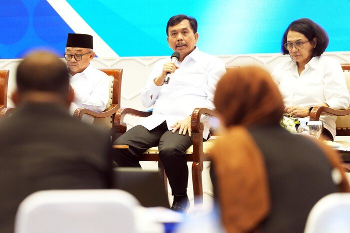 Pemerintah memperkuat pemerataan pendidikan melalui digitalisasi pembelajaran, dukungan kesejahteraan guru, dan pembangunan infrastruktur hingga desa terpencil.
