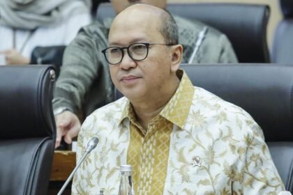 Proyek Data Center Rp 3,5 Triliun Disetop Sementara, Menteri Rosan Siap Mediasi Pemprov Jabar