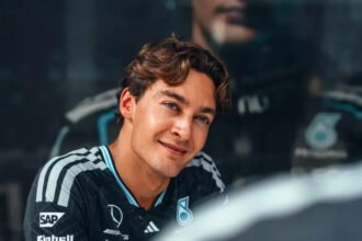 Frustrasi George Russell DNF di Sepang Saat Podium F1 Sudah di Depan : "Rasanya Cuma Bisa Tertawa"