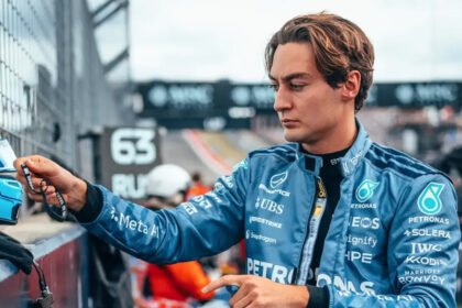 Toto Wolff Buka Suara Usai Helmut Marko Sebut Karier George Russell di Mercedes Sudah "Tamat"