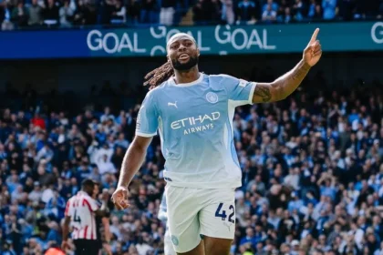 Situasi Manchester City membuka spekulasi transfer tiga pemain yang dinilai berpotensi menjadi incaran Liverpool.