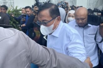 Rampung Diperiksa Kasus OTT Dana Bencana, Sestama BNPB Rustian Bungkam dan Tinggalkan Gedung KPK