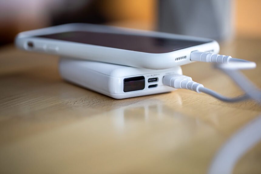 Jangan Asal Masuk Tas! Ini Aturan Ketat Bawa Power Bank Naik Pesawat untuk Maskapai Indonesia