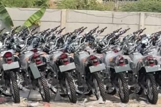 Fakta di Balik Viral Motor 'MBG' di TPS Bekasi, Ternyata Kawasaki KLX 150 Milik TNI