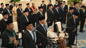 Ignasius Jonan dan Jacky Manuputty Absen di Pelantikan Wantimpres Prabowo, Ini Kata Pratikno